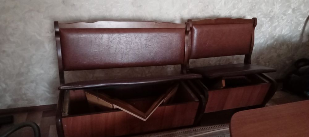 Продам кухонный уголок