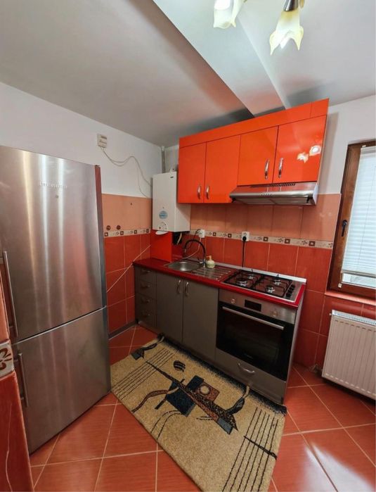 Inchiriez apartament 2 camere - Zona Tiberiu Crudu - Capat la unu - Mobilat si utilat