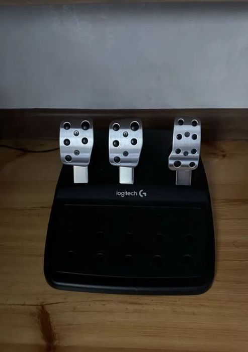 Игровой руль g29 б/у