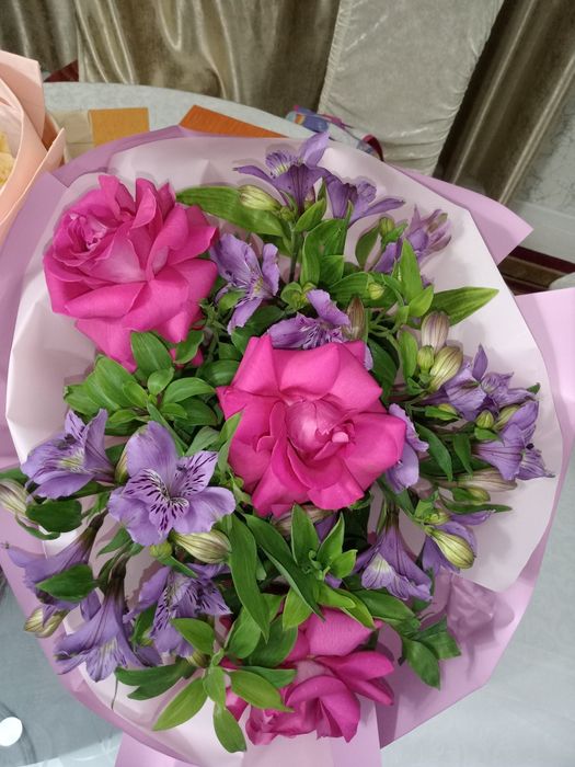 Цветы Букеты. Розы, подарок