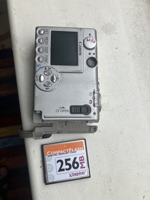 продам цифровая камера ,,Canon’’