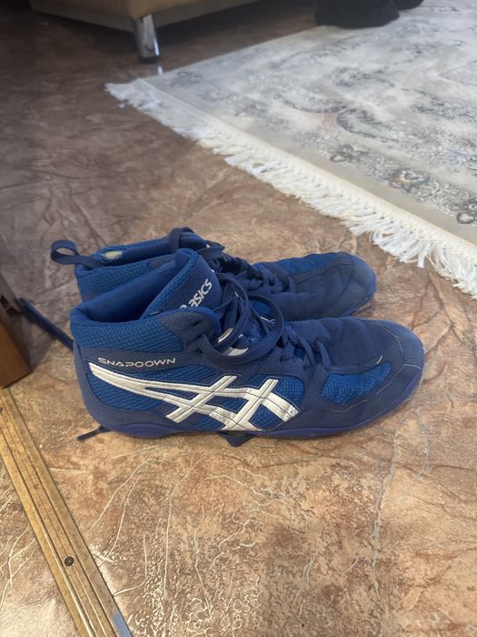 Продам борцовку и обувь для вольной борьбы