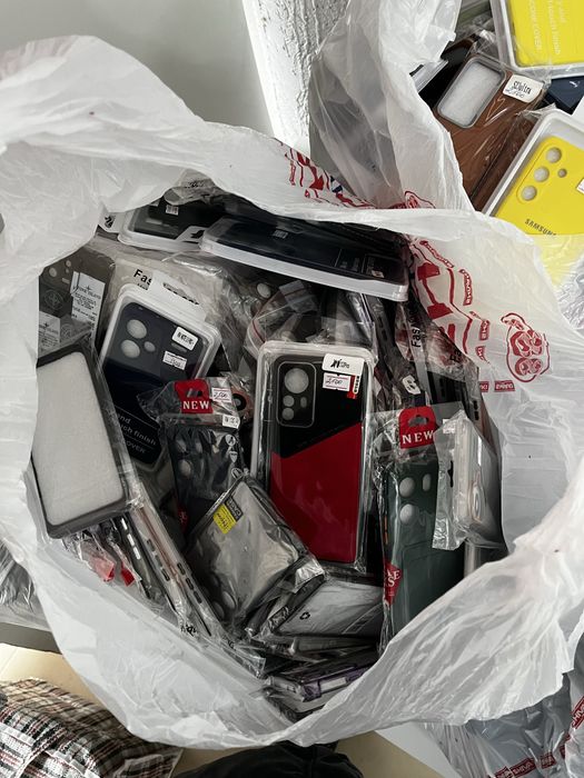 Продам сотовые аксессуары оптом