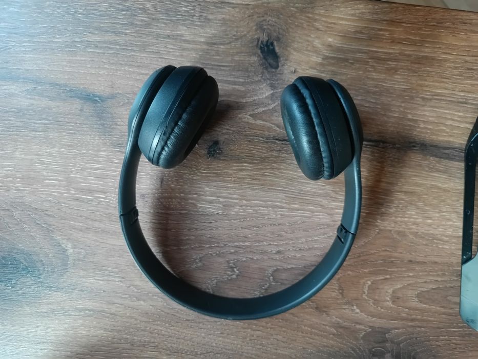 Casti wireless sau gaming cu fir