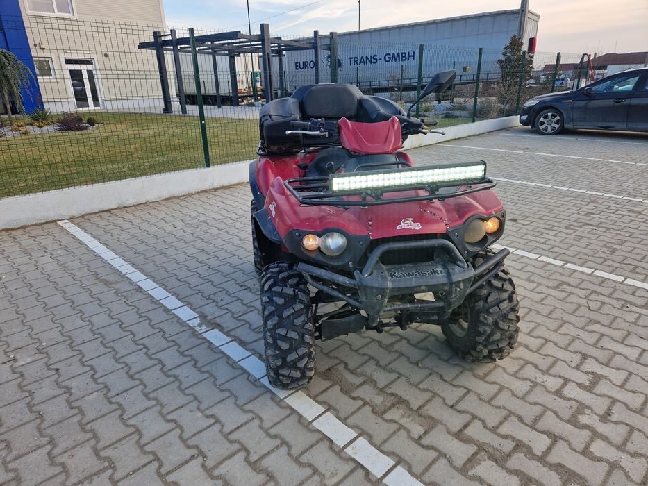 Vând sau schimb ATV Kawasaki