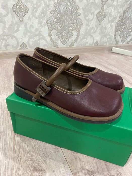 Продам туфли бордовые