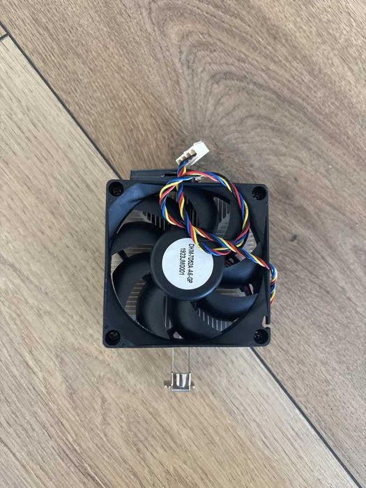 Lot 4 coolere CPU: AMD Wraith Stealth, AMD stock, Arctic Alpine 12 ...