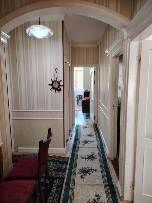 Olmazor tumani Qora qamish 2/1 da 5 xonali dom sotiladi