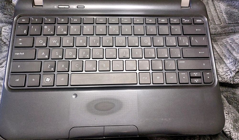 Ноутбук  HP компактный