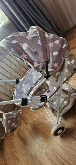 Детская коляска игрушечная