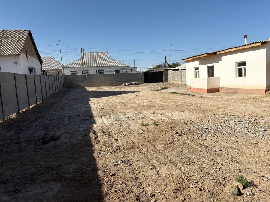 Үй сатылады. Дом продается