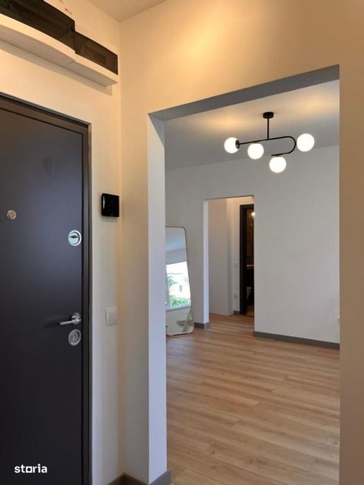 Apartament cu doua camere semidecomandat, piata Domenii