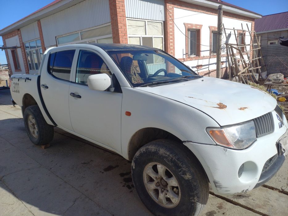 Машина пикап 2006