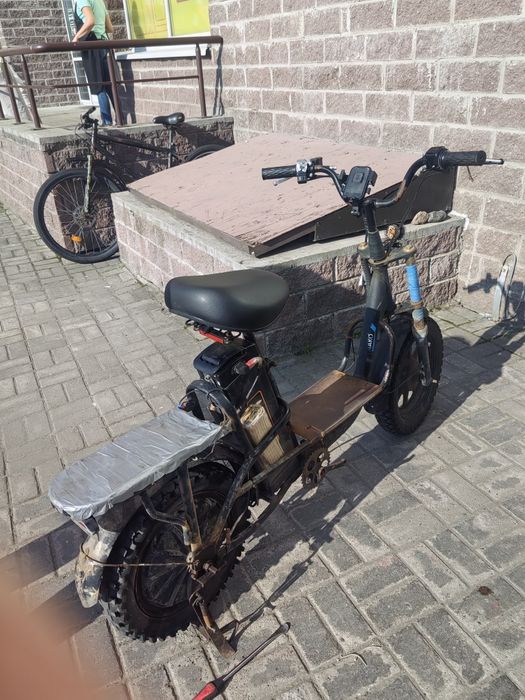 Выездной мастер электровелосипедов.