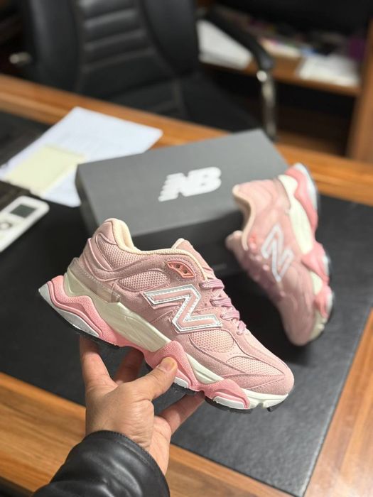 Adidasi unisex preț redus