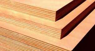 Фанеры разное обычная и ламинированная