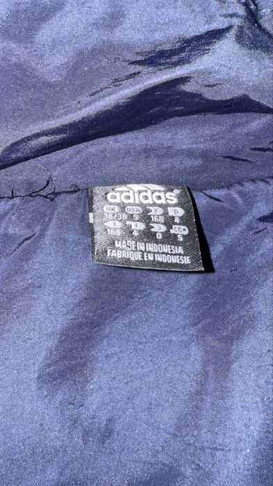 Продам спортивный костюм