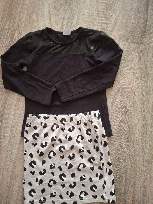 Два броя поли,рокличка и блузка