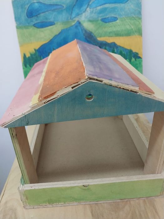 Продам скворешники и кормушки