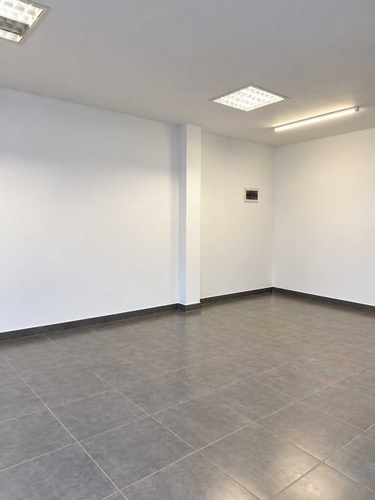 Продава се Магазин в Пловдив, Тракия - 87 кв.м за 2230 €/кв.м - Снимка #3