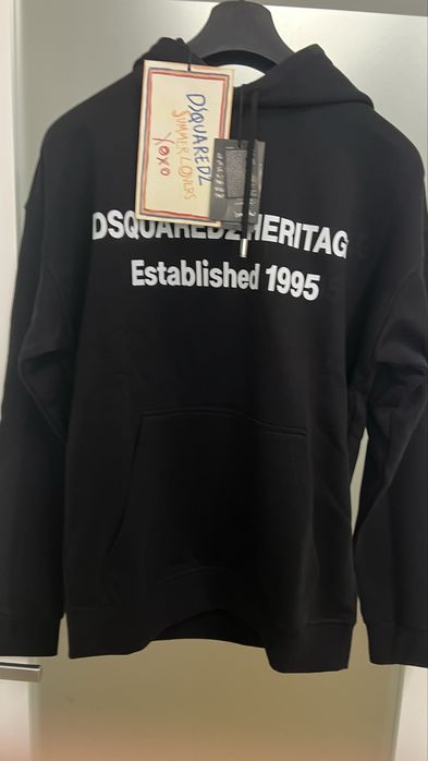 Суитчъри DSQUARED2. С етикети,всичко. Нов модел зима 2025