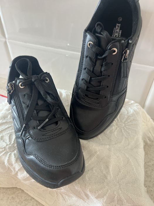 продам новые ботинки