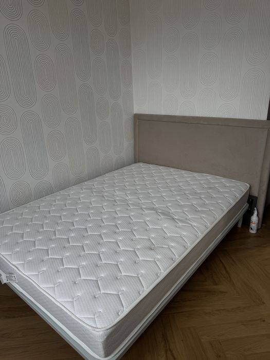 Продам кровать с матрасом Аскона