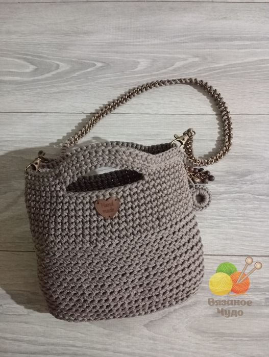 Сумочка ручной работы, цвета "капучино" 
Связана крючком из ЭКО - шнур