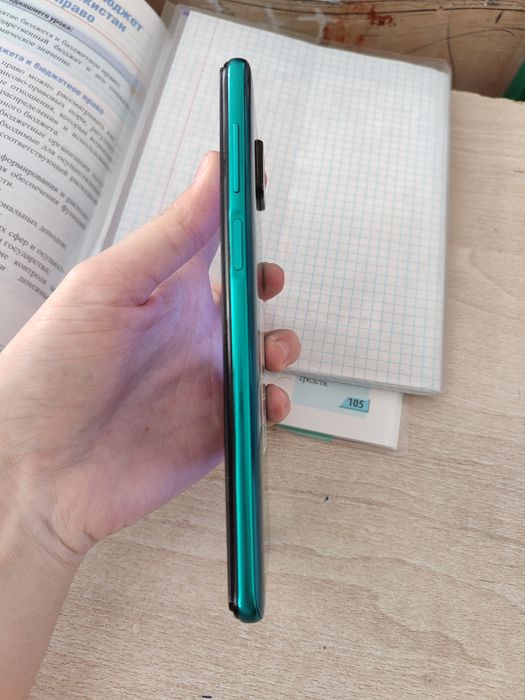 Продаётся телефон redmi note 9