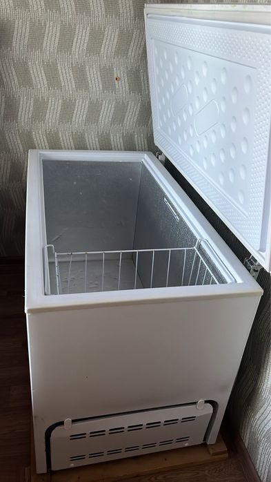 Продам морозильник 400л.