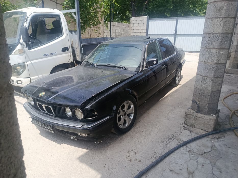 Разбор БМВ е32 7 ка