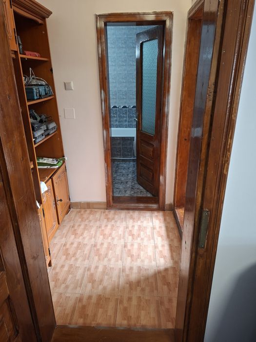 Vand apartament 2 camere