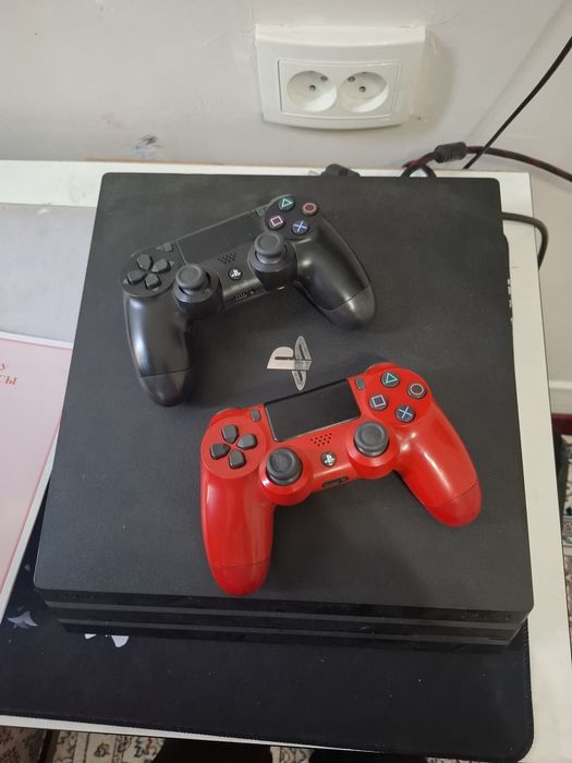 Playstation 4 pro 1tb