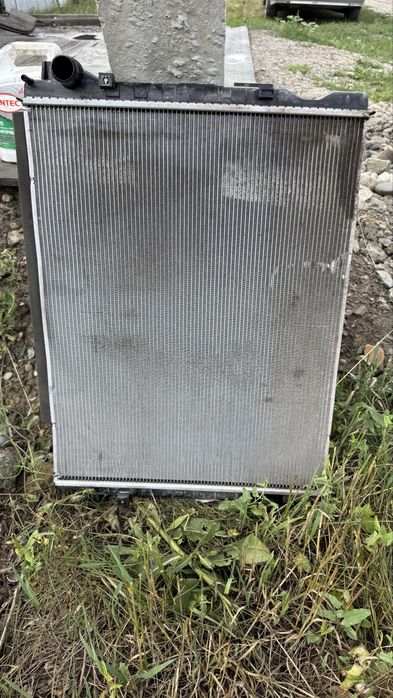 Радиатор охлаждения JAC JS6