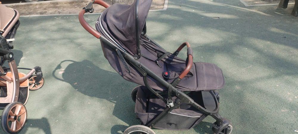 Коляски продам, хорошие