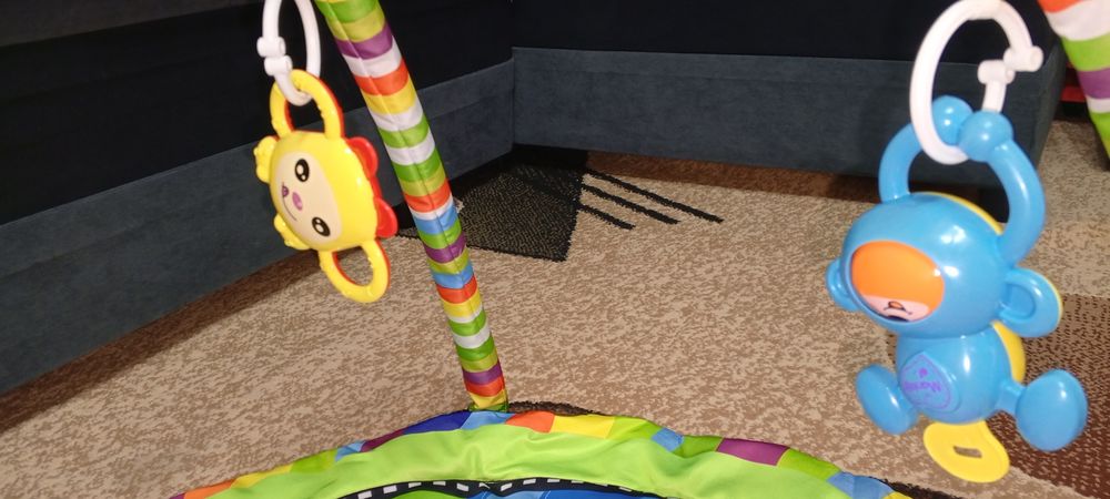 Игровой коврик с погремушками