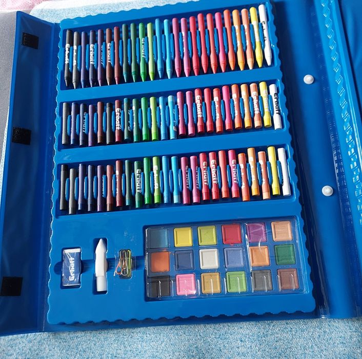 Срочно продам набор для рисования