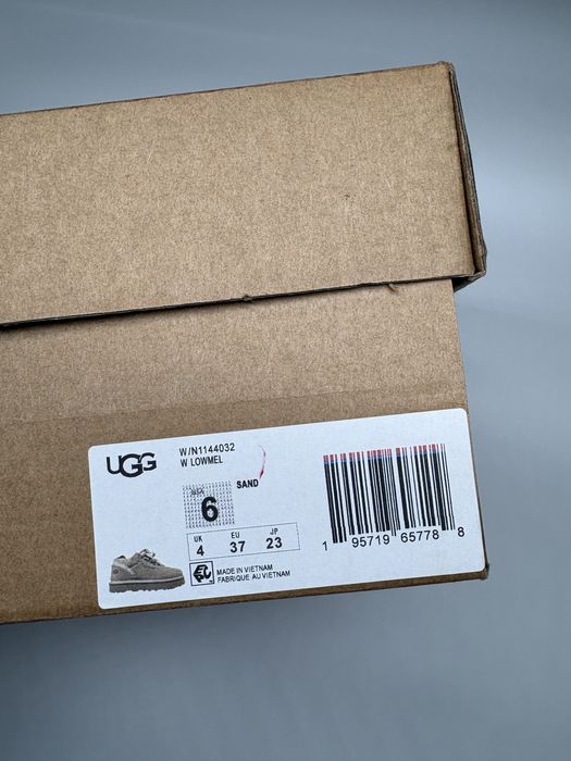 Ugg lowmel sand marimea 37