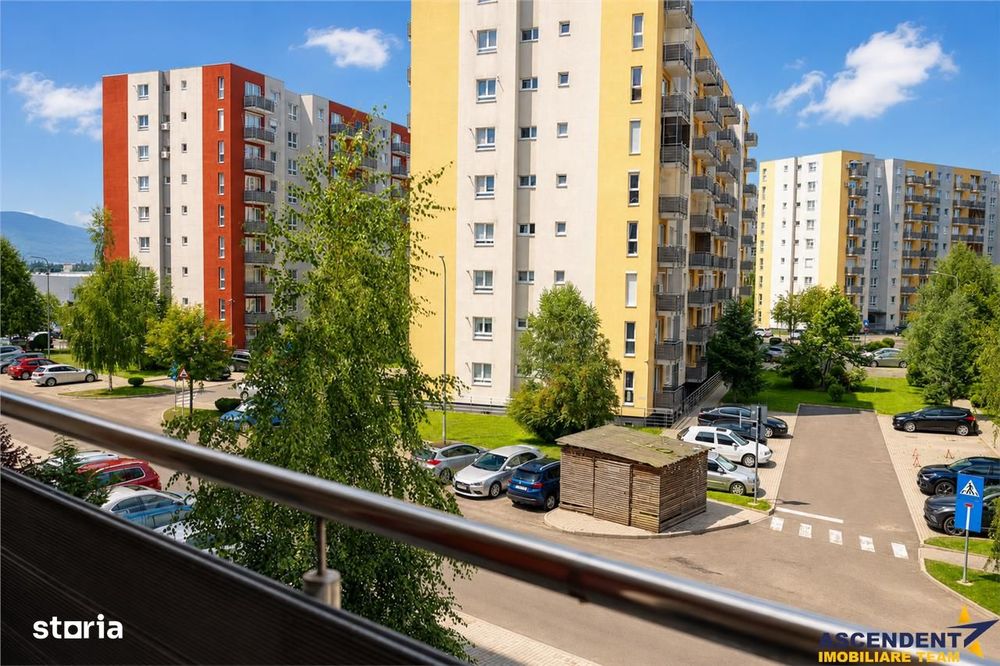 Studio modern, decomandat, etaj 2, mobilat, echipat, terasa, parcare,