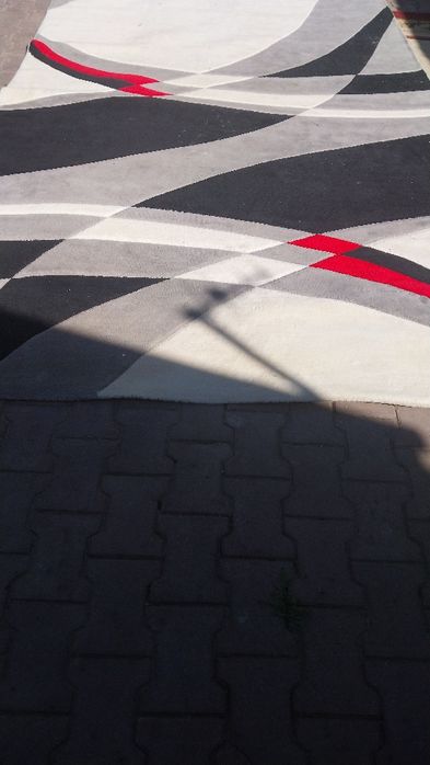 Продам ковёр б/у 2×4м