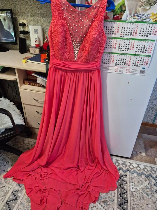 Продаю вечернее платье