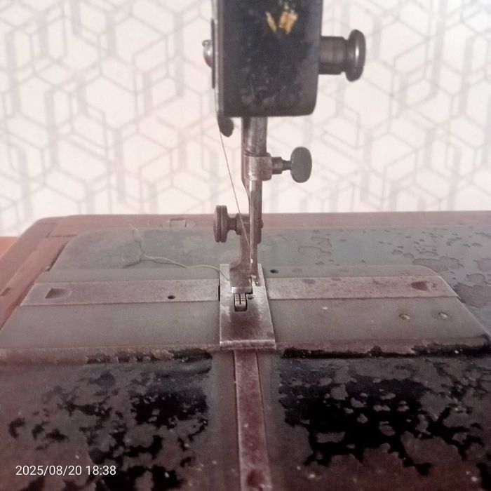 Швейная машинка Singer