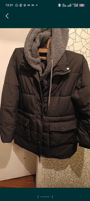 Продам куртку весна осень