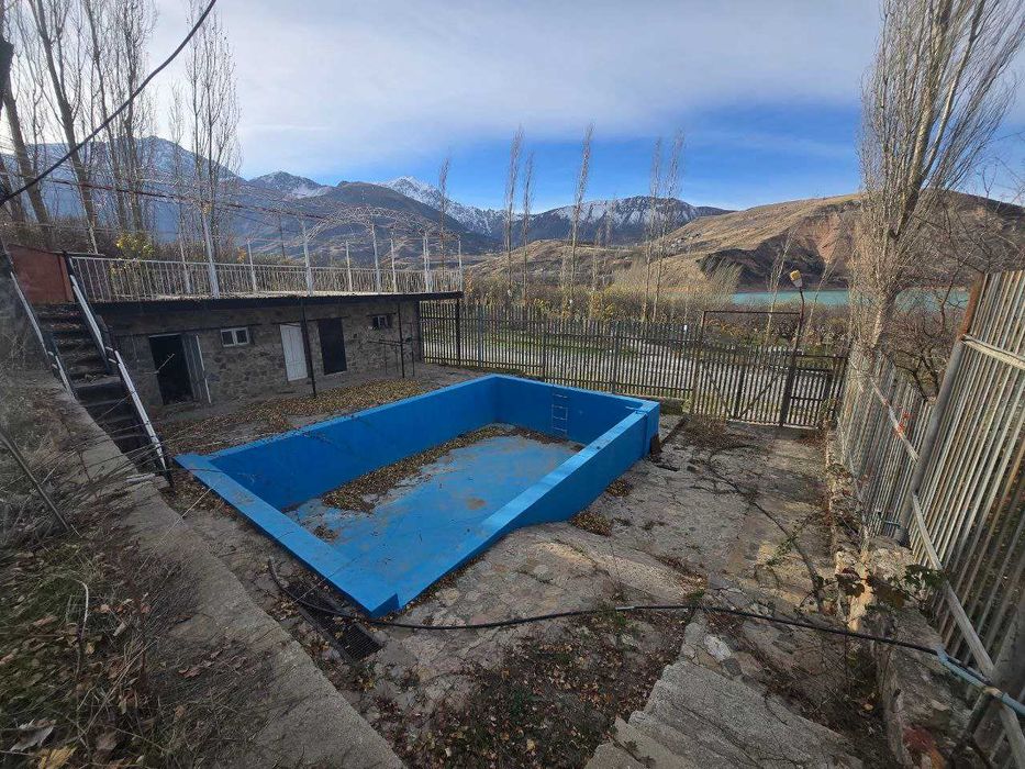 Продается 15 соток Бурчмулла на берегу под гостиницу