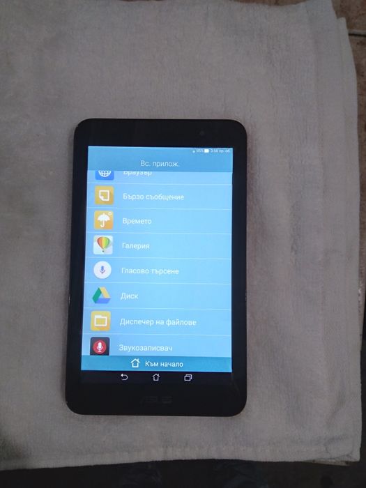 Продавам таблет asus k 013