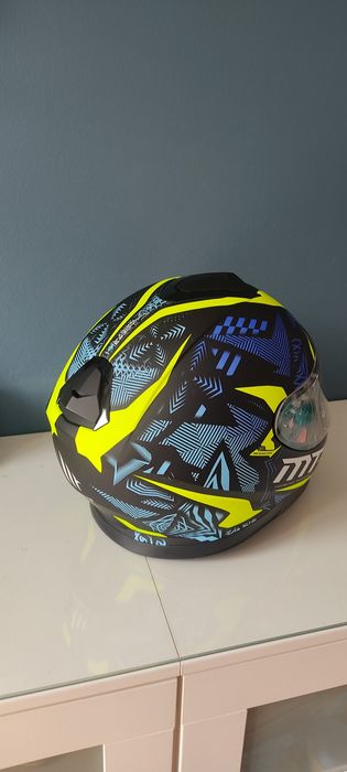 Каска за мотор MT Thunder3 SV, размер М