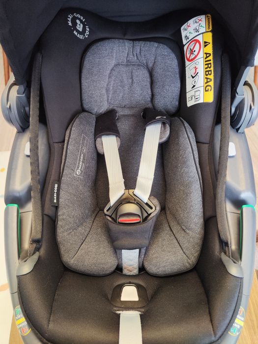 Maxi-Cosi Coral + FamilyFix3 ISOFIX + адаптери за количка – ADAC 1,6
