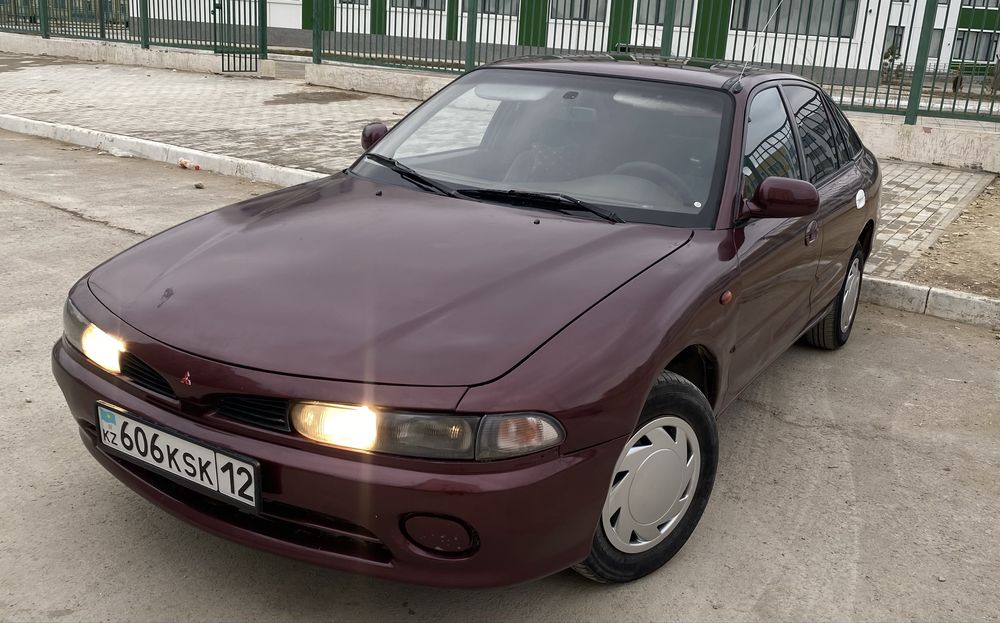 Митсубиси Галант 1996г