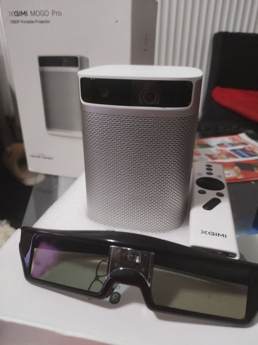 Mogo pro smart 3d proiector +1buc Ochelari 3d dlp activ ready