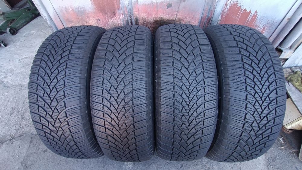 235/65/17 Bridgestone Дот 2422